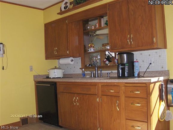5th image of 6381 W 54th St