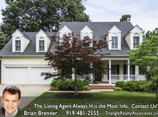 106 Great Point Pl, Cary, NC 27513