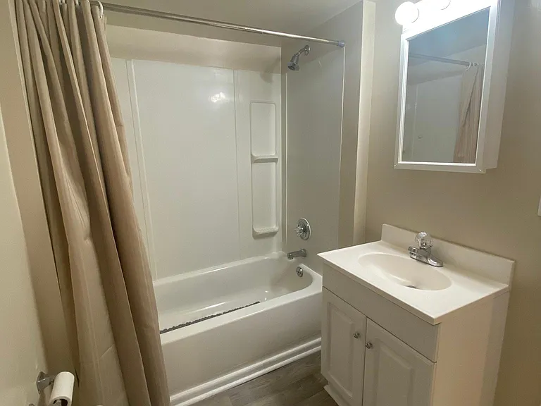 1437 N Quitman St #B — Photo 9