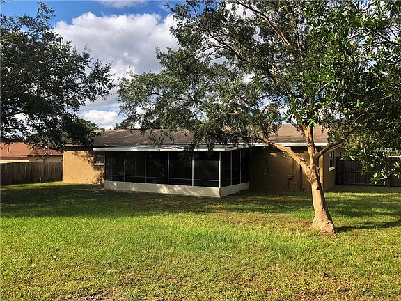 4th image of 119 Clover Ln
