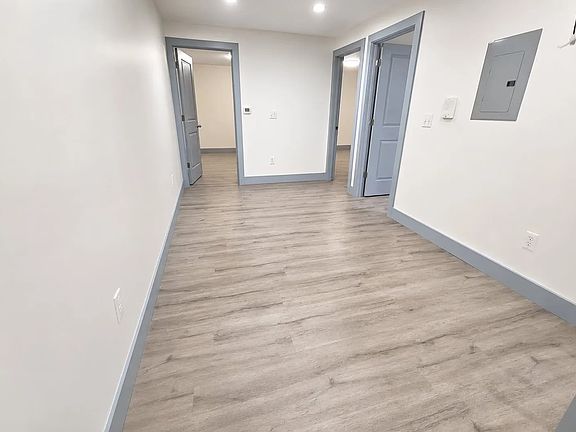5th image of 655 S 11th St #7