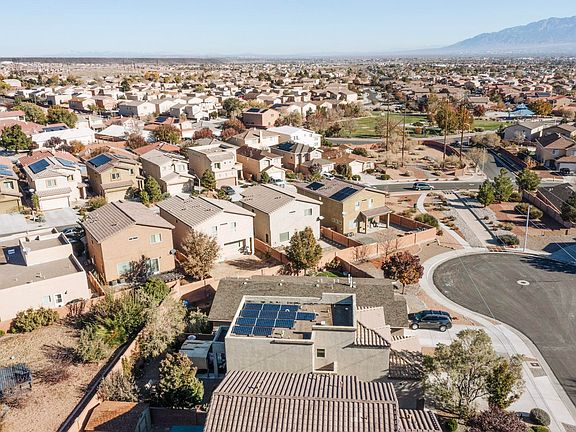 5th image of 9620 Entrada Vista Ave NW