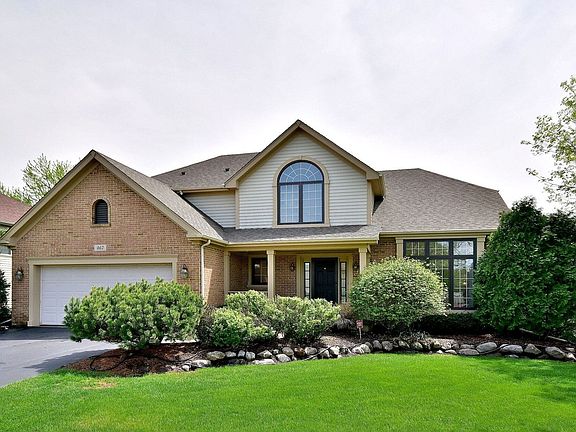 2nd image of 467 Carolian Dr