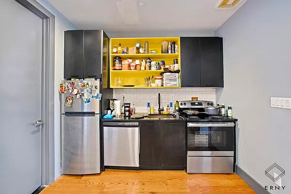 Rented by ERNY LLC | media 15