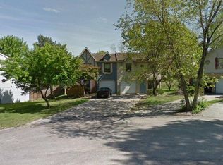 1911 W 3rd Ter, Lawrence, KS 66044