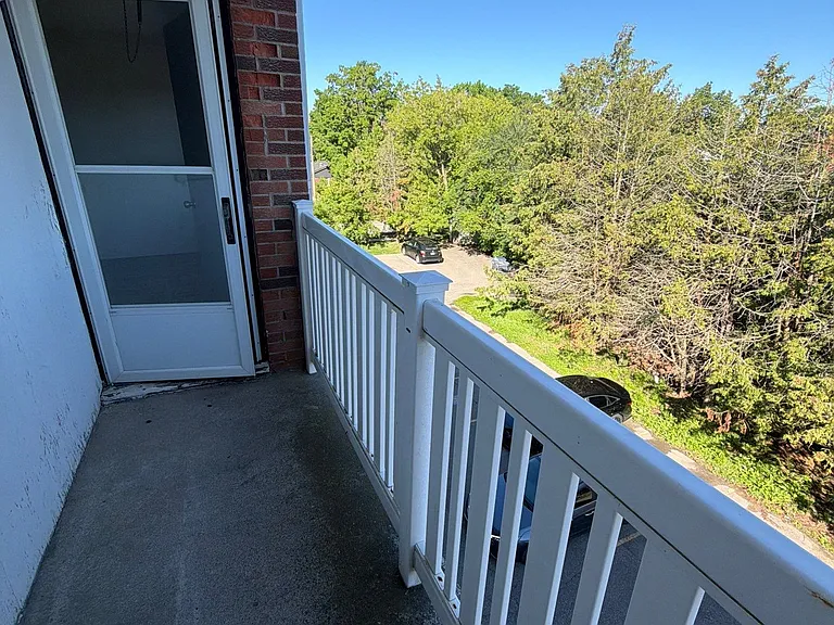 280 Lorne Ave #23 — Photo 7