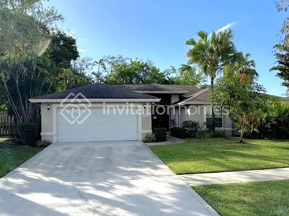 13436 Brixham St, Wellington, FL 33414