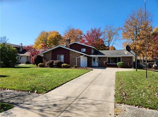 7676 Delaware Dr, Middleburg Heights, OH