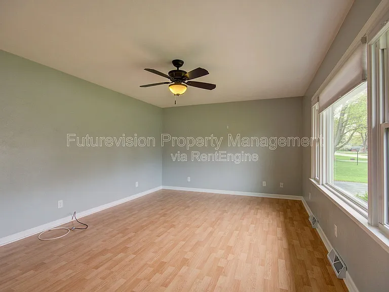 22451 S Carrie Ave — Photo 6