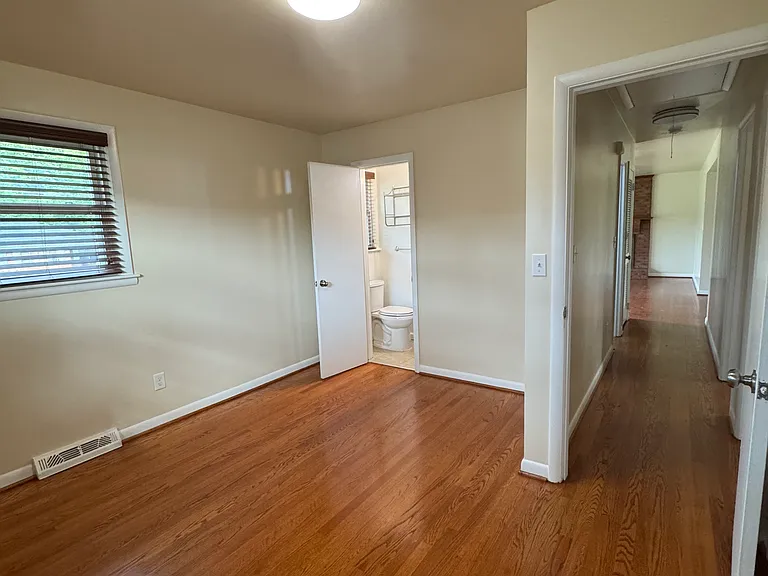 106 Bryant Rd — Photo 12