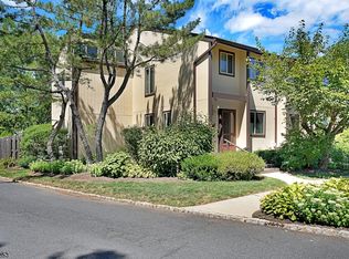 85 Chelsea Way, Bridgewater, NJ 08807