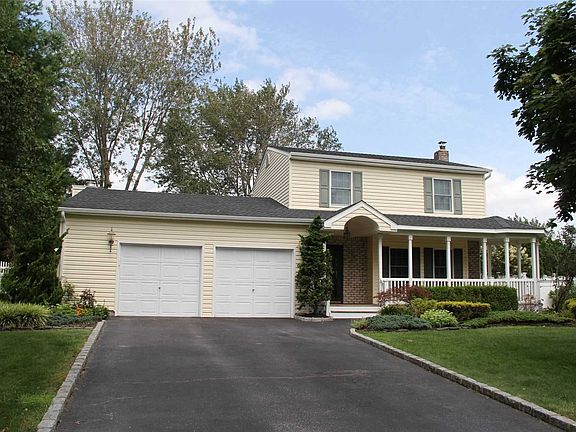 2nd image of 9 Gale Ln
