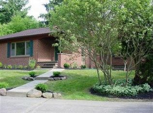 8633 Kinsman Rd, Novelty, OH 44072