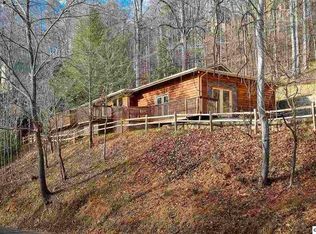 315 Greystone Hgts Rd, Gatlinburg, TN 37738