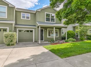 48 Crocker St, Ashland, OR 97520