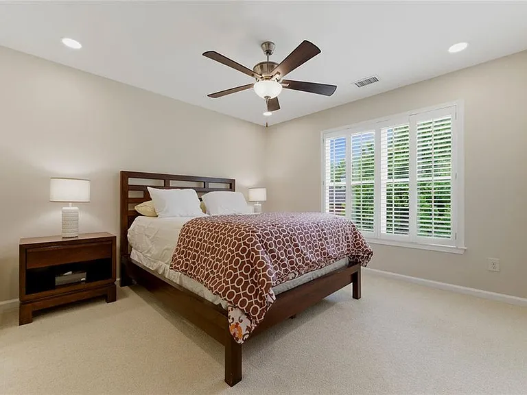 5398 Windsor Green Ct SE — Photo 25