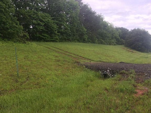 3rd image of 3720 E Lamar Alexander Pkwy