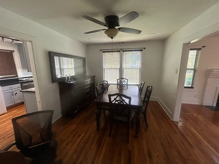 910 Lacy St — Photo 11