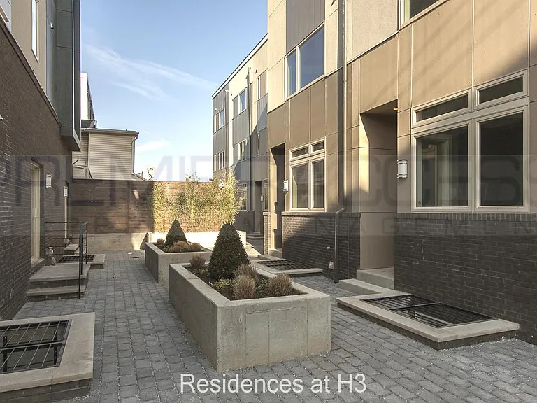1106 N Hope St — Photo 9