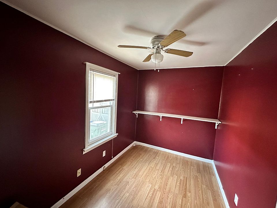 1st image of 1105 Munroe Falls Ave