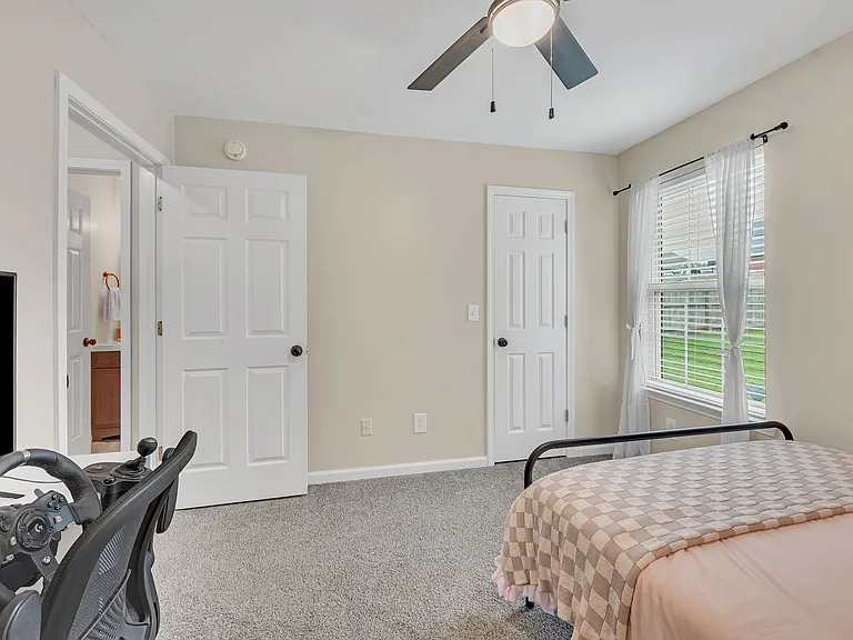 2029 Sunday Silence Dr — Photo 22