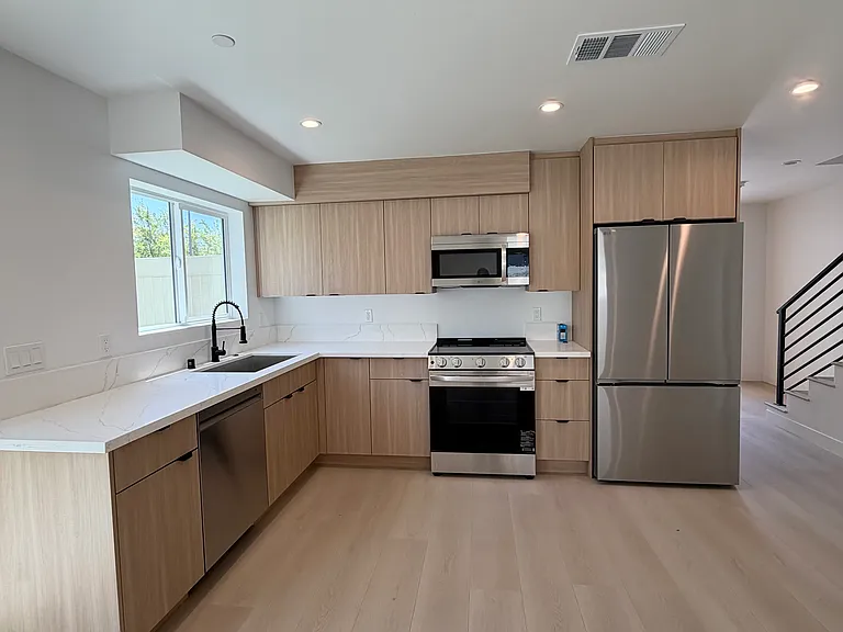 11479 W Erwin St — Photo 2