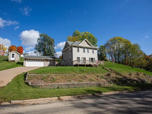105 Cross Street, Potosi, WI 53820