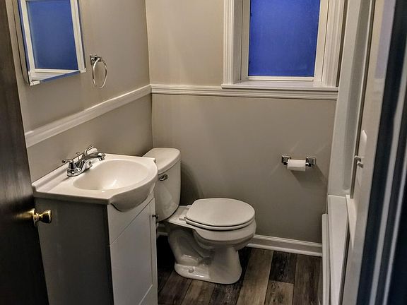 5th image of 941 Wilmington Ave