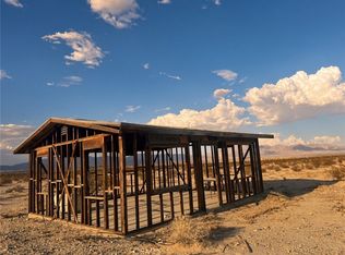 6827 Shelton Rd, Twentynine Palms, CA 92277