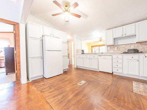 5th image of 2854 Shepherd Rd