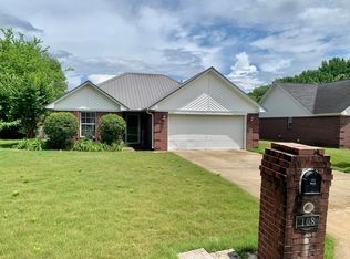 108 Poplarwood Ln, Saltillo, MS 38866