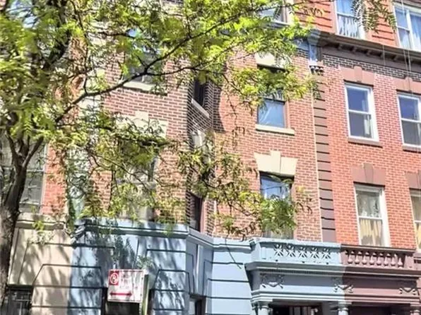220 Kingston Ave, Brooklyn, NY 11213