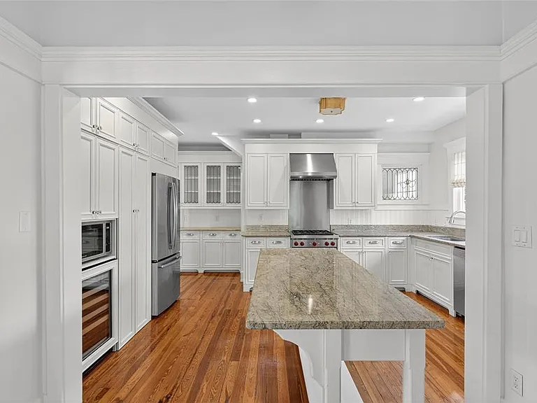 3003 W Harbor View Ave — Photo 25
