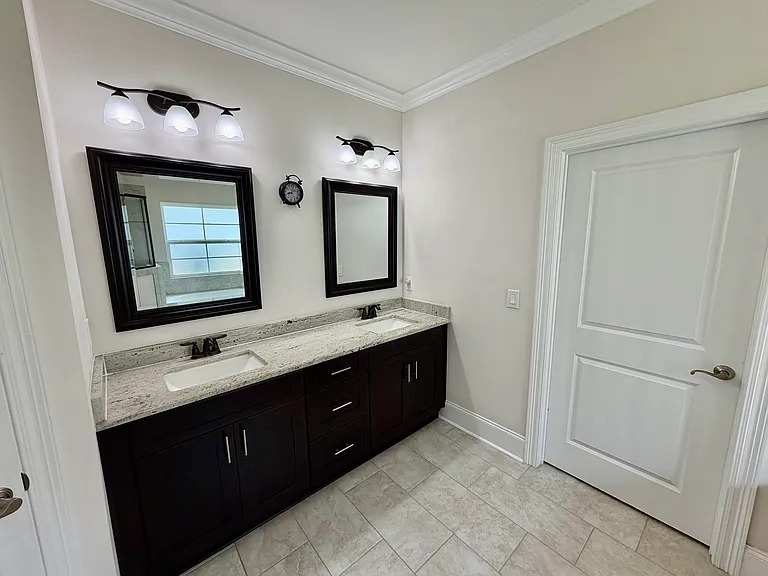 1282 Prairie View Ln — Photo 10