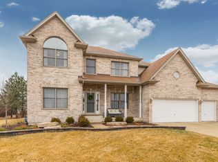 506 Chateaux Ct, Oswego, IL 60543