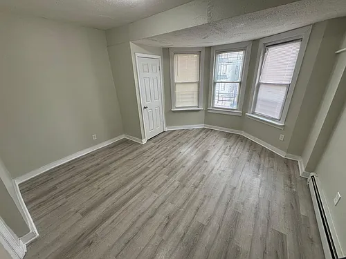 725 Bergen St #1F Photo 1