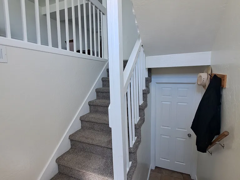 1492 W Parkside Dr #1 — Photo 3