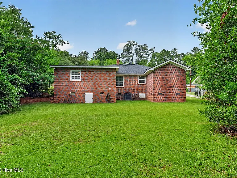 1429 Waccamaw Dr — Photo 38