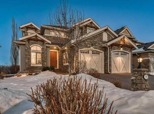 55 W Cougar Plateau Cir SW, Calgary, AB T3H5S7