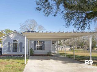 18103 Richmond St, Robertsdale, AL 36567