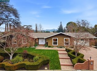 1011 Del Rio Way, Moraga, CA 94556