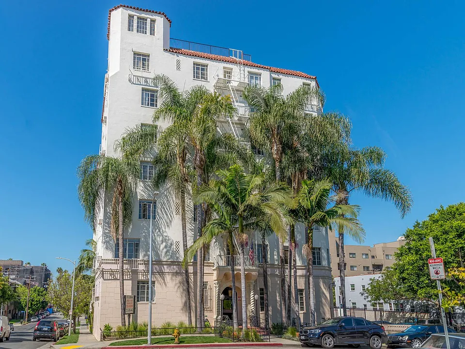 Linda Vista Apartments
