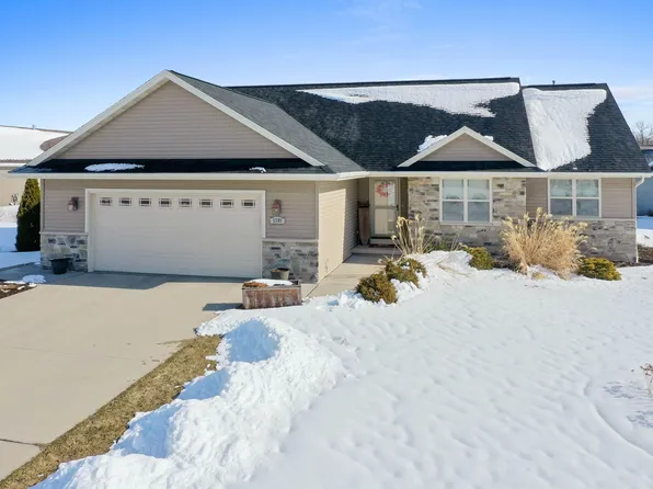 2288 Glen Meadows Cir, De Pere, WI 54115