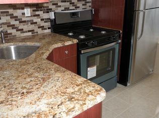 489 McDonald Ave APT 2, Brooklyn, NY 11218