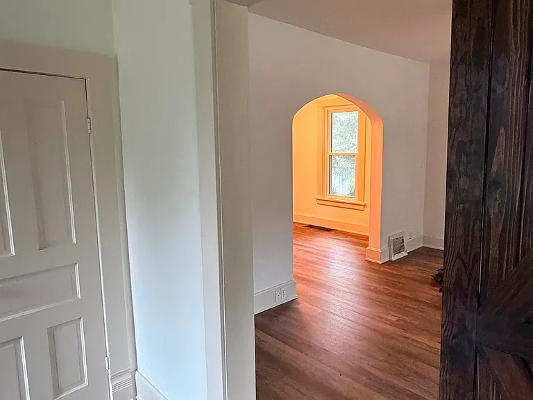 652 N Oak St — Photo 10