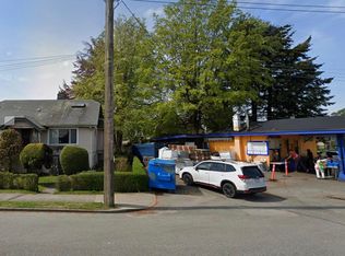 916 8th St, New Westminster, BC V3M3T2