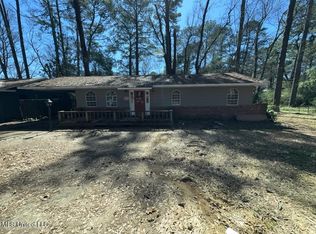 445 Cummins St, Jackson, MS 39204