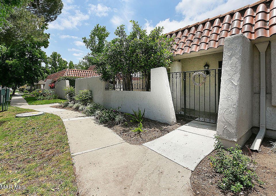 1st image of 2844 Instone Ct