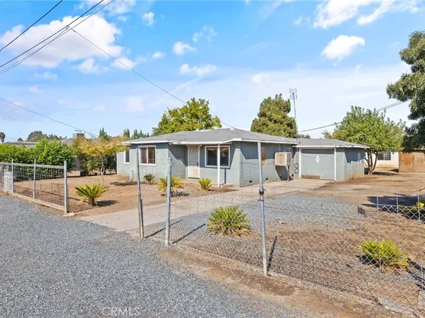 1692 N Beverly St, Porterville, CA 93257