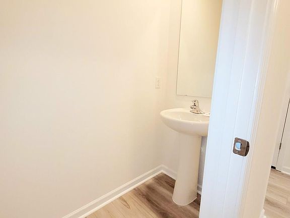4th image of 1719 Camazay Dr Lot 10